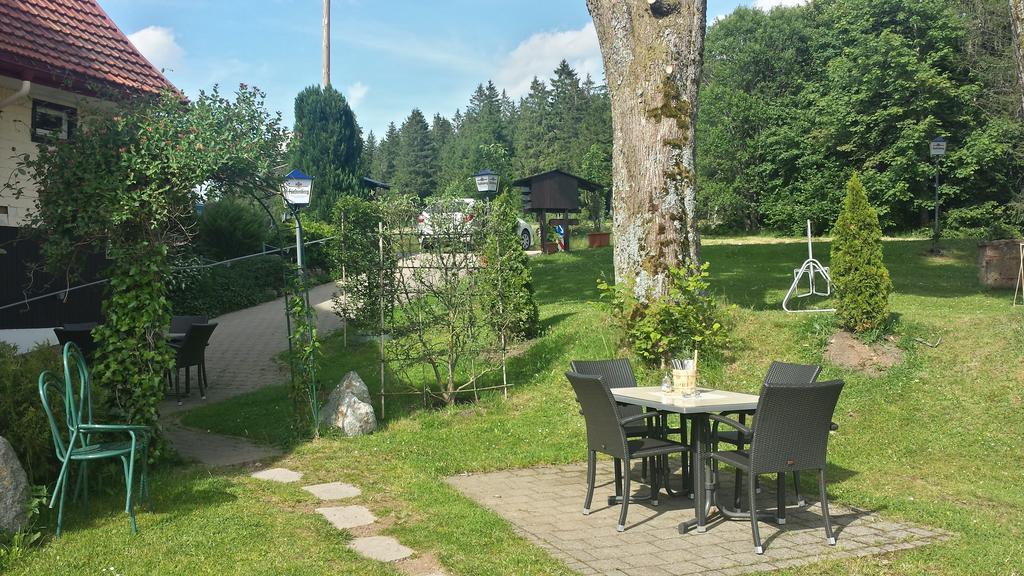 Gasthaus Zum Hirschen Furtwangen Exterior foto